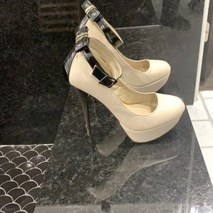 Nude and black bow high heels